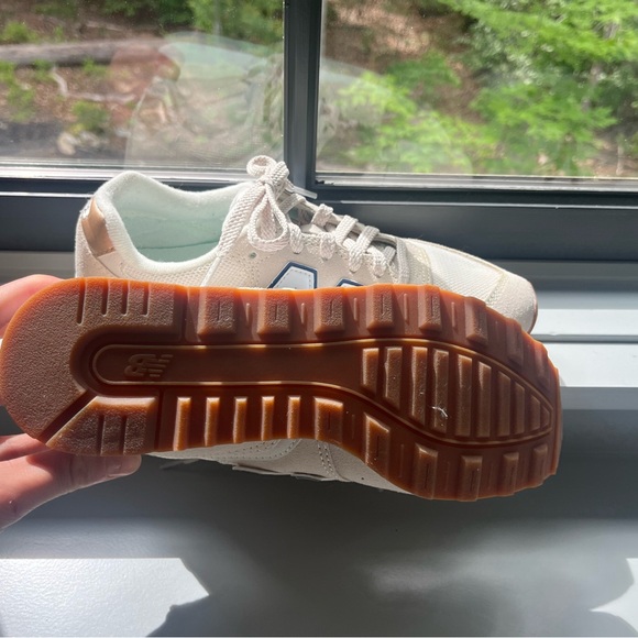 New Balance x Jcrew 996 Sneakers - Picture 2 of 3